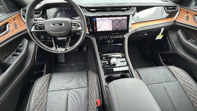2026 Jeep Grand Cherokee L Summit 4x4