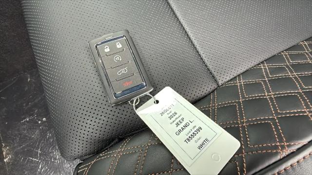 2026 Jeep Grand Cherokee L Summit 4x4