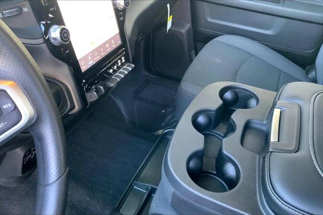 2026 Ram 2500 Black Express Crew Cab 4x4 6'4" Box