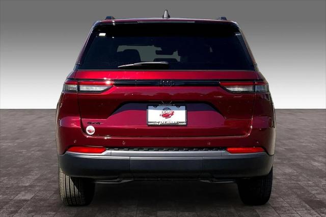 2026 Jeep Grand Cherokee Altitude 4x4