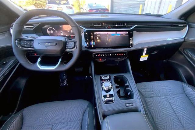 2026 Jeep Cherokee Laredo 4x4