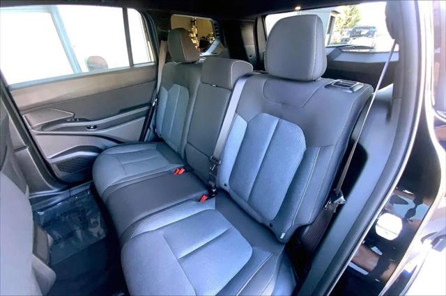 2026 Jeep Cherokee Laredo 4x4