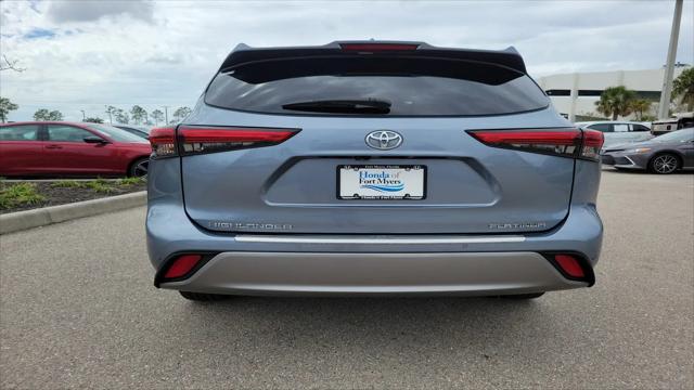 2022 Toyota Highlander Platinum