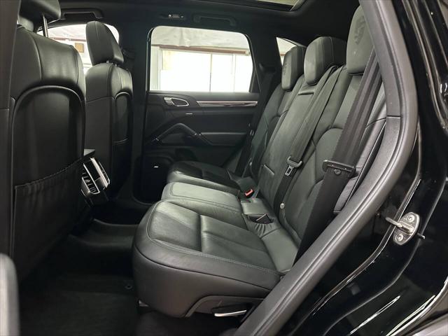 2014 Porsche Cayenne Diesel Platinum Edition