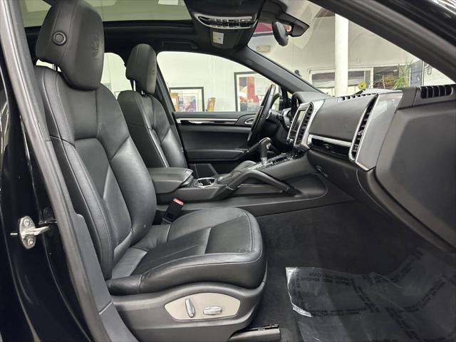 2014 Porsche Cayenne Diesel Platinum Edition