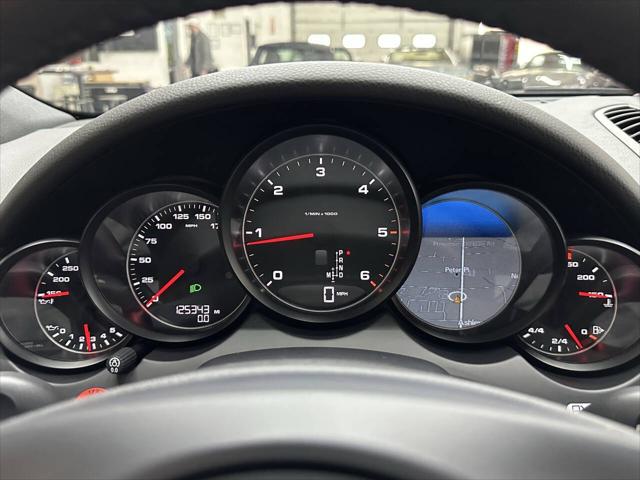 2014 Porsche Cayenne Diesel Platinum Edition