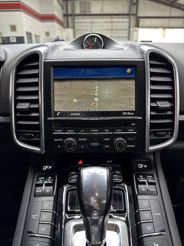 2014 Porsche Cayenne Diesel Platinum Edition