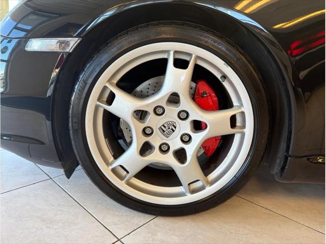 2005 Porsche 911 Carrera S
