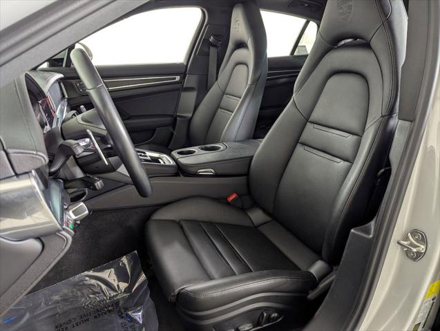 2023 Porsche Panamera 4 Platinum Edition