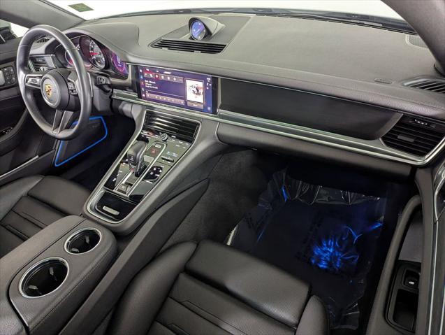 2023 Porsche Panamera 4 Platinum Edition
