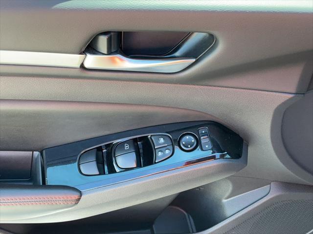 2025 Nissan Altima SR FWD