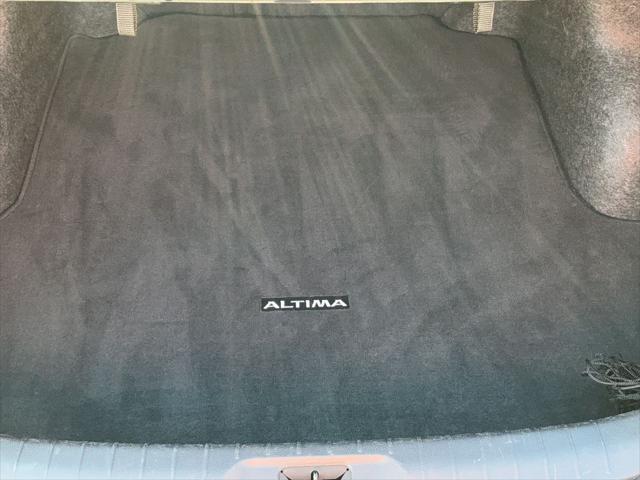 2025 Nissan Altima SR FWD