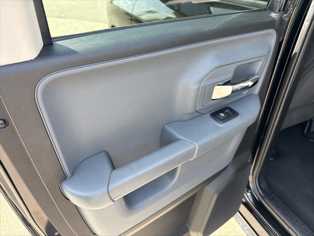 2024 Ram 1500 Classic SLT Quad Cab 4x4 6'4" Box