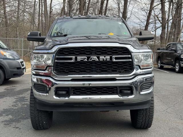 2020 RAM 3500 Tradesman Crew Cab 4x4 8 Box