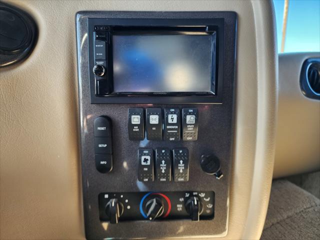 2016 Ford F-53 Unknown