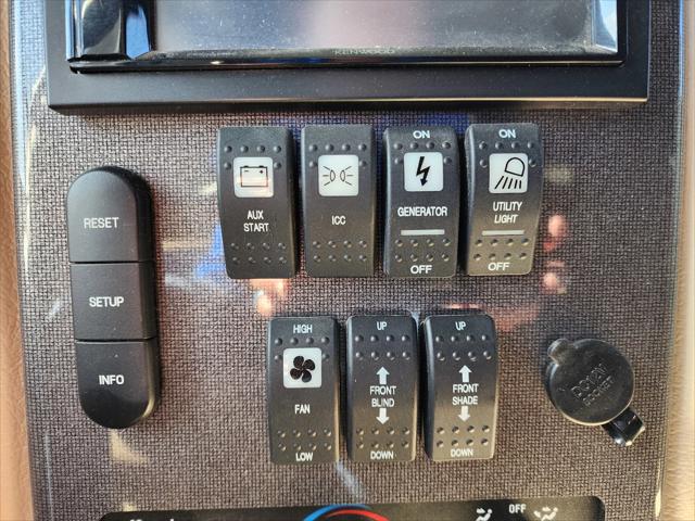 2016 Ford F-53 Unknown