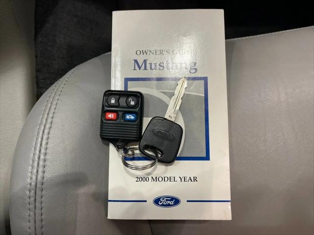 2000 Ford Mustang GT