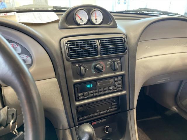2000 Ford Mustang GT