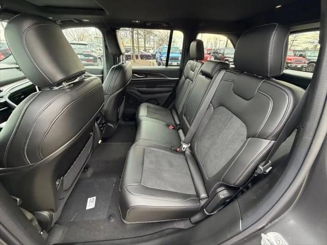 2026 Jeep Grand Cherokee Altitude 4x4