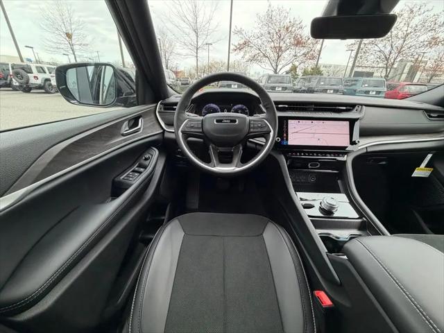 2026 Jeep Grand Cherokee Altitude 4x4
