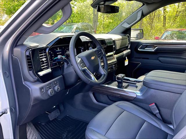 2026 Chevrolet Silverado 1500 4WD Crew Cab Standard Bed LT