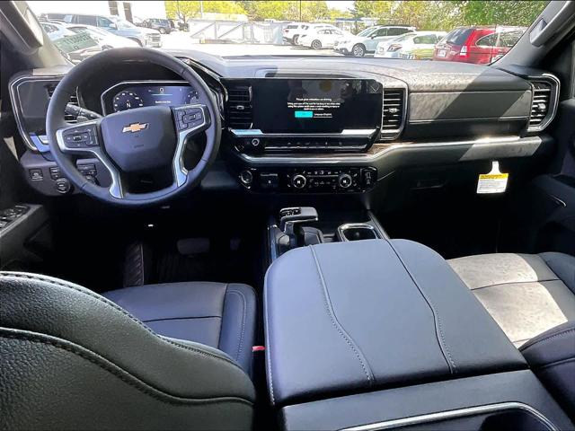 2026 Chevrolet Silverado 1500 4WD Crew Cab Standard Bed LT