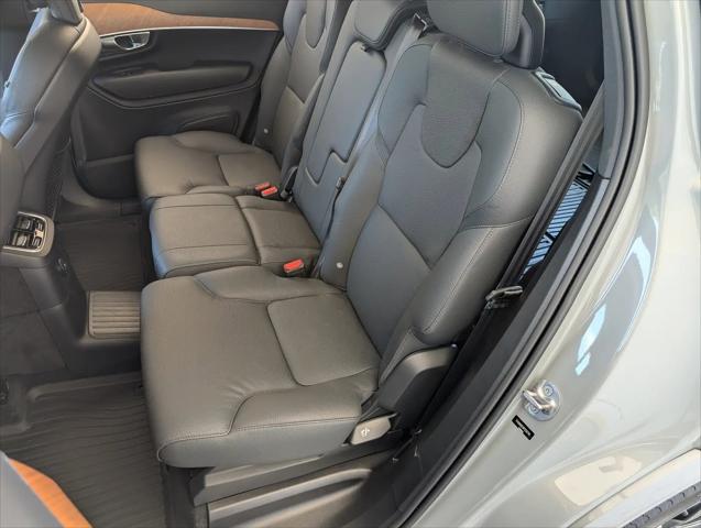 2024 Volvo XC90 Recharge T8 Plus Bright Theme 7-Seater