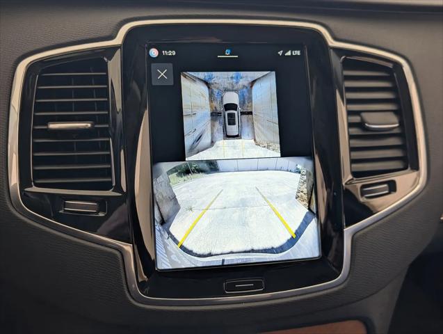 2024 Volvo XC90 Recharge T8 Plus Bright Theme 7-Seater