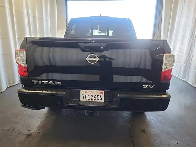 2024 Nissan Titan Crew Cab SV 4x2