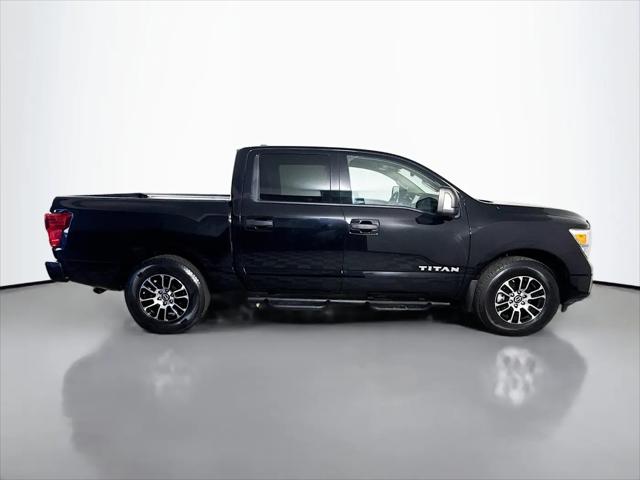 2024 Nissan Titan Crew Cab SV 4x2