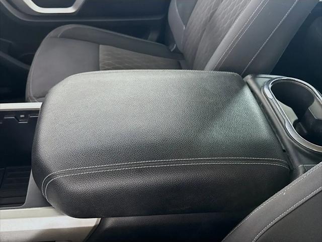 2024 Nissan Titan Crew Cab SV 4x2