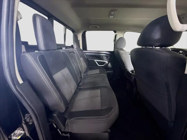 2024 Nissan Titan Crew Cab SV 4x2
