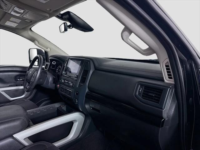 2024 Nissan Titan Crew Cab SV 4x2