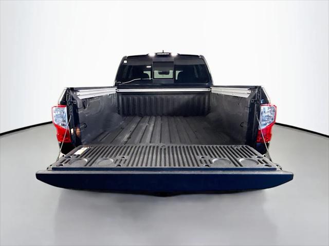 2024 Nissan Titan Crew Cab SV 4x2