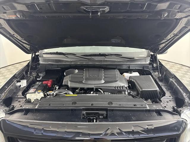 2024 Nissan Titan Crew Cab SV 4x2