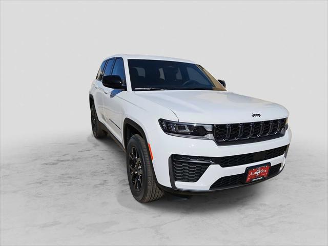 2026 Jeep Grand Cherokee GRAND CHEROKEE LAREDO ALTITUDE 4X4