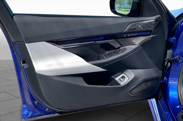 2025 BMW M5 Standard