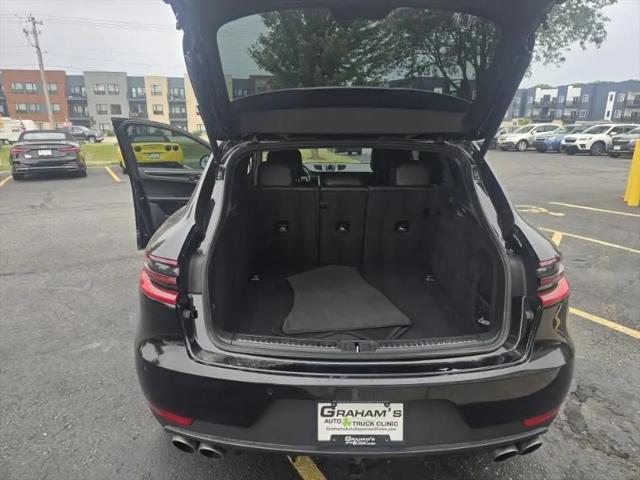 2015 Porsche Macan S