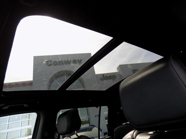 2024 Jeep Wagoneer Series II Carbide 4x4