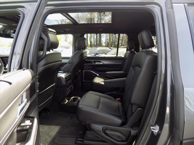 2024 Jeep Wagoneer Series II Carbide 4x4
