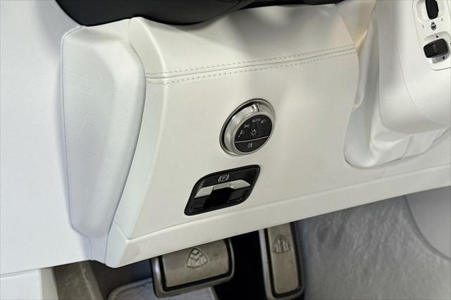 2026 Mercedes-Benz Maybach SL 680 Monogram Series 4MATIC