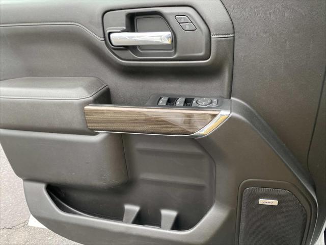 2022 Chevrolet Silverado 1500 4WD Crew Cab Short Bed RST