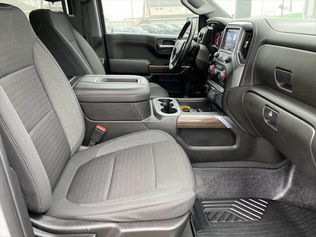 2022 Chevrolet Silverado 1500 4WD Crew Cab Short Bed RST