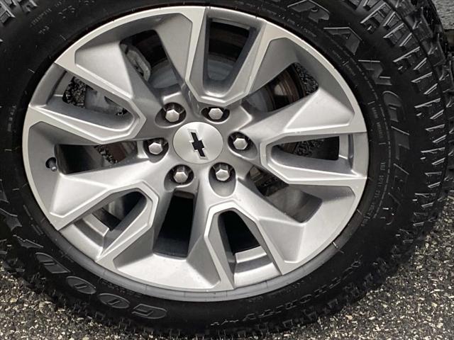 2022 Chevrolet Silverado 1500 4WD Crew Cab Short Bed RST