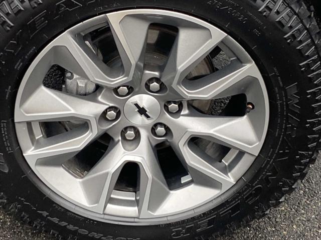 2022 Chevrolet Silverado 1500 4WD Crew Cab Short Bed RST
