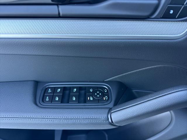 2026 Porsche Cayenne Unknown