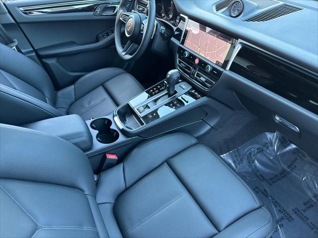 2026 Porsche Macan Unknown