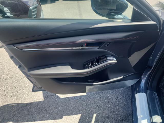 2026 Mazda Mazda3 2.5 S Carbon Edition