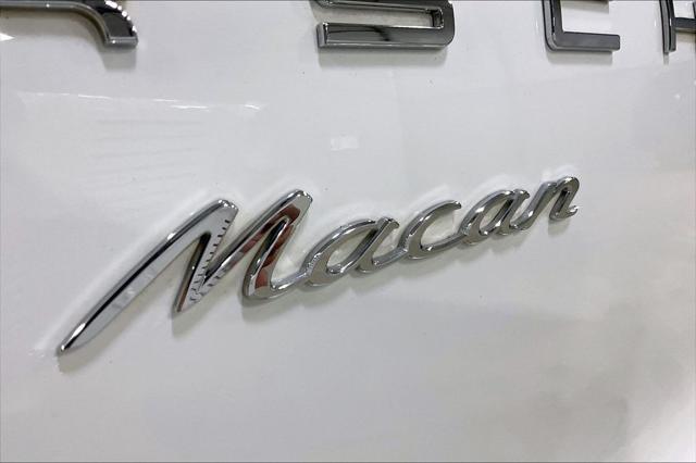 2018 Porsche Macan Base