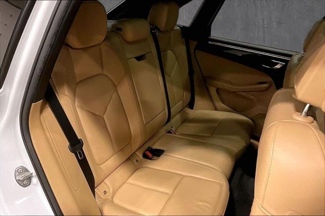 2018 Porsche Macan Base